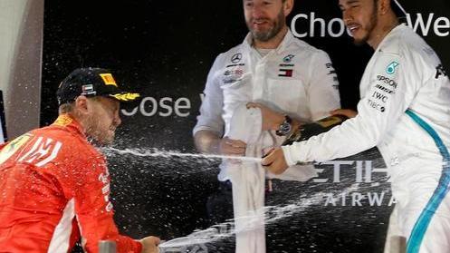 È sempre Hamilton: undicesimo sigillo Vettel 2º, per Kimi un congedo mesto