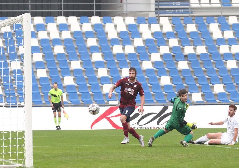 La Reggiana travolge l’OltrepoVoghera 3-0 I granata sono secondi a -5 dal Modena 