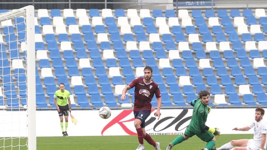La Reggiana travolge l’OltrepoVoghera 3-0 I granata sono secondi a -5 dal Modena