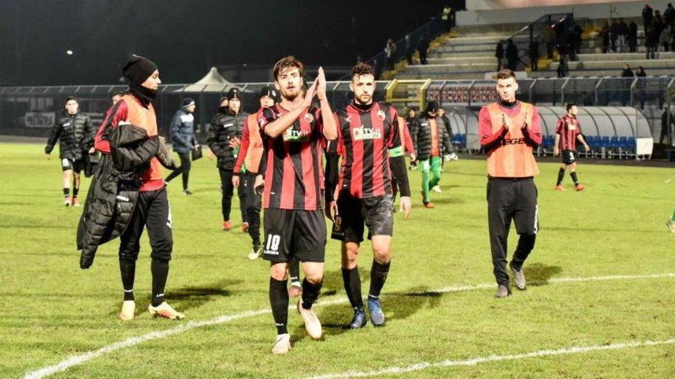 Lucchese, per ora niente ritiro Favarin pranzerà con i giocatori