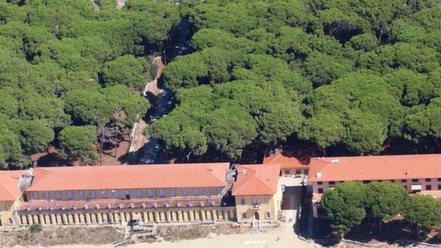 Apre il dormitorio per i senzatetto alla Colonia marina