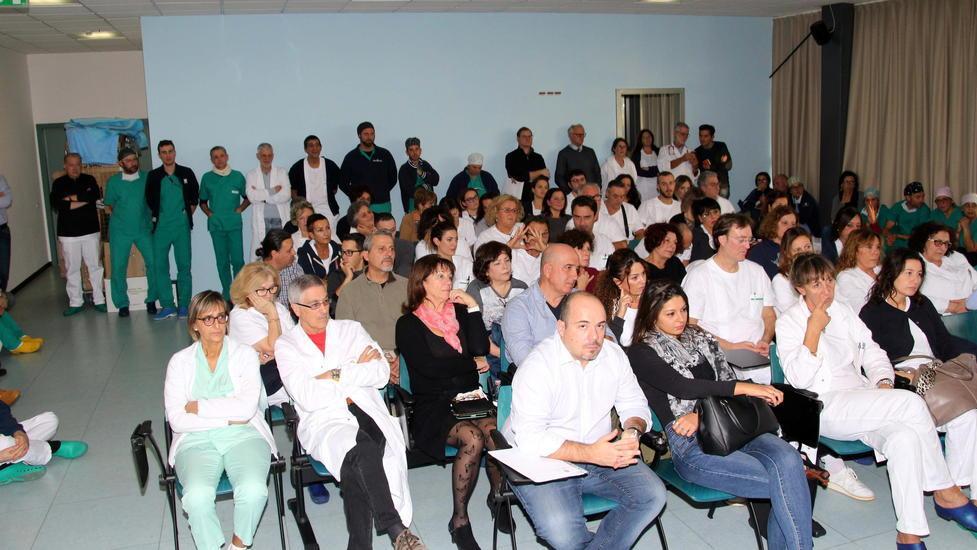 Allarme dal San Camillo «Cinquanta posti a rischio»