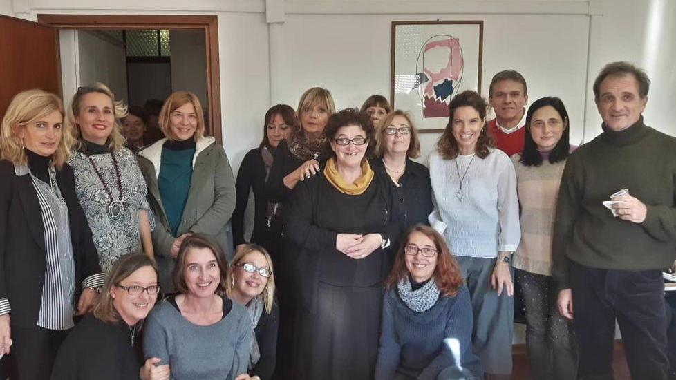 Piera Venturi in pensione Festa e doni dai colleghi