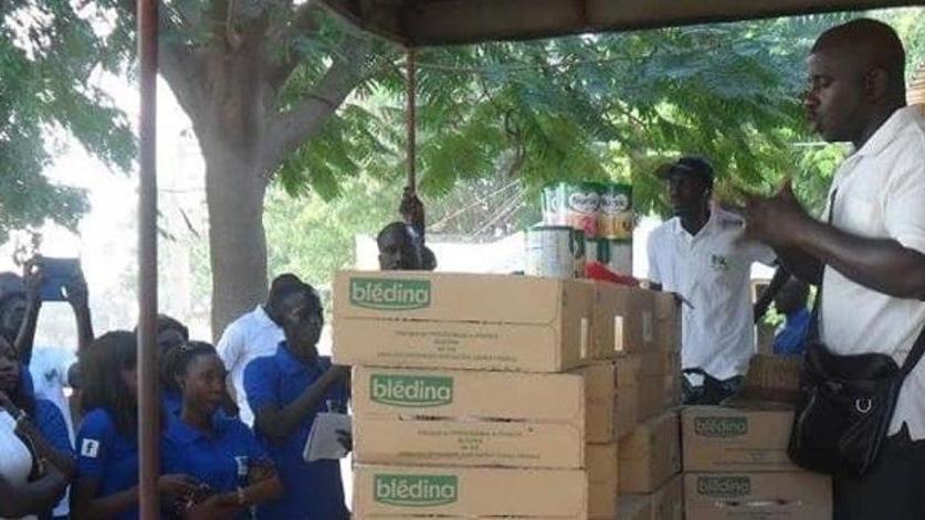 I Volontari di strada arrivano in Africa Un container di aiuti