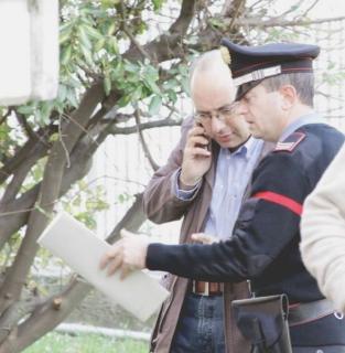 Il medico legale Maurizio Ratti sul luogo in cui è stata trovata morta la donna