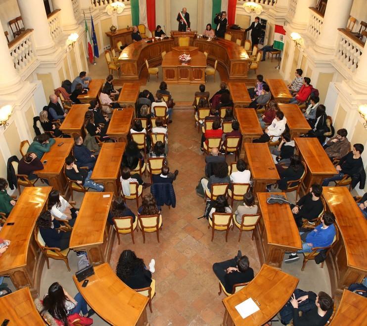 Reggio Emilia, Costituzione e antirazzismo per gli studenti maturandi 