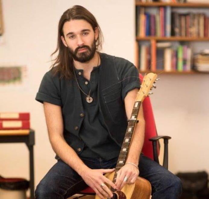 Sanremo Giovani, Andrea Biagioni racconta la sua “Alba Piena” 