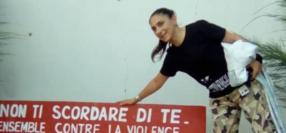 Il messaggio lanciato dalle panchine rosse arriva anche in Africa 