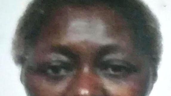 Dolore per la 57enne trovata morta in casa Da fissare i funerali
