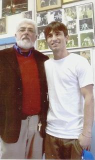 Il presidente della pugilistica G. Mazzinghi Fabiano Angiolini con Nikolli e (a destra) Armando Ciacio