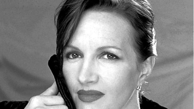 Maddalena Crippa si moltiplica sul palco del Bismantova