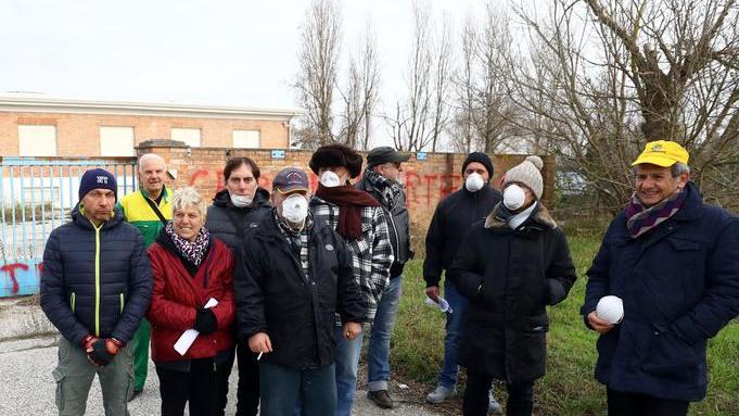 Ex Cercom incandescente. E gli acquirenti si spaventano