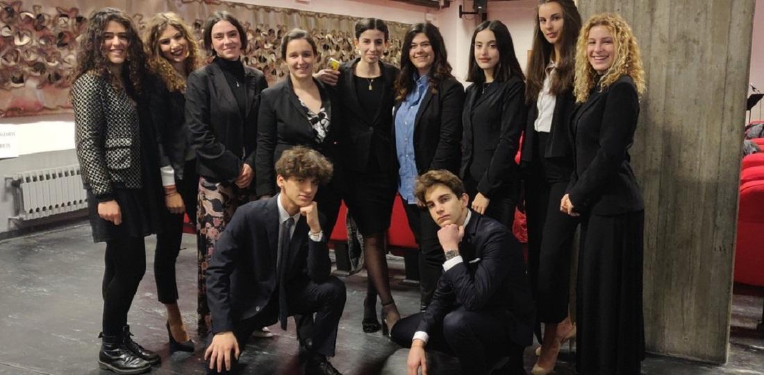 Modena, tra i banchi di scuola come in Europa Così il Parlamento è in mano ai giovani 