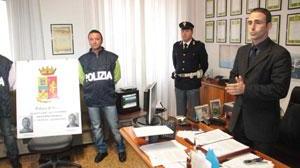 "Devi ridarci la paninoteca"in manette due pregiudicati