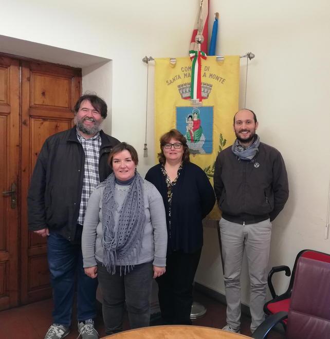 Un volume sull’unione dei castelli in un comune