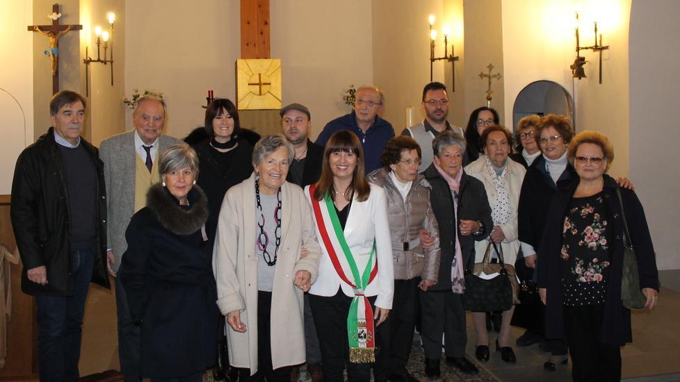 Applausi, aneddoti e poesia Torre ringrazia i suoi maestri 