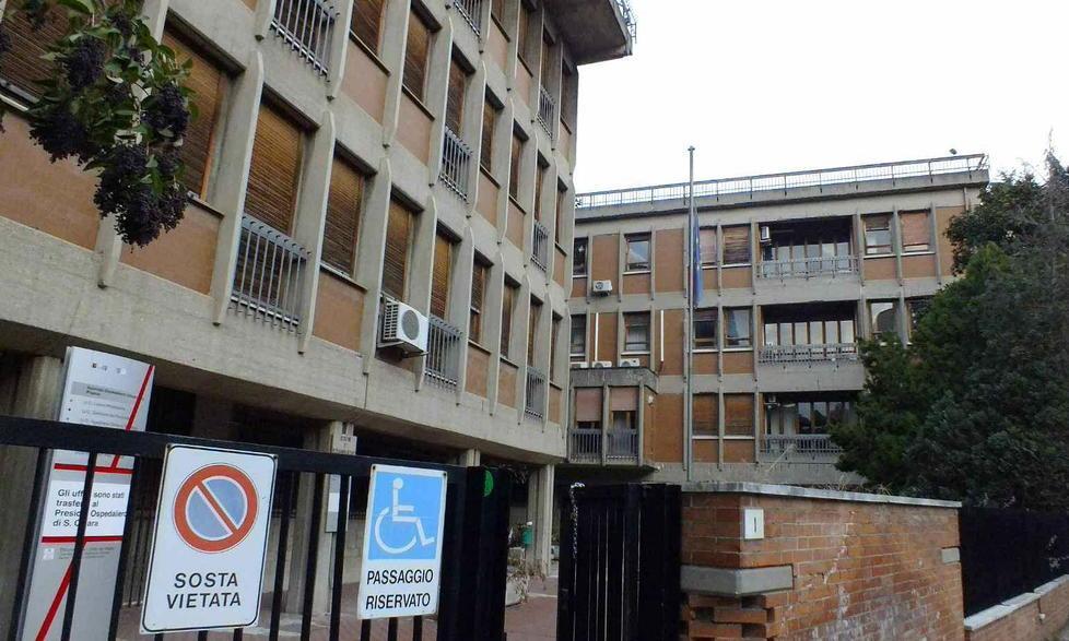 Chiuderà l’ex Provincia, gli uffici in via Zamenhof 