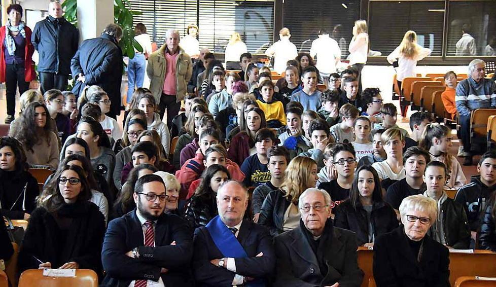 Festa della Toscana, protagonisti gli studenti della media don Milani 