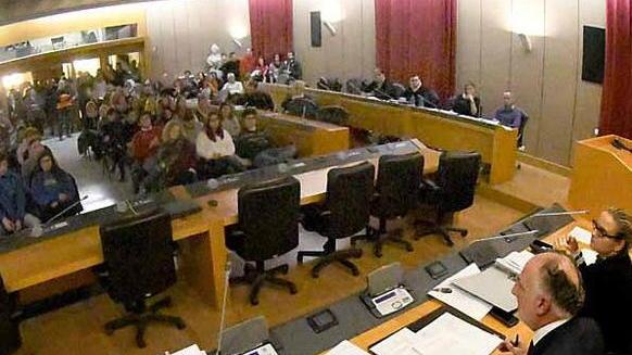 Sindaci in rivolta: «Diciamo basta alla fuga degli alunni dai nostri istituti»