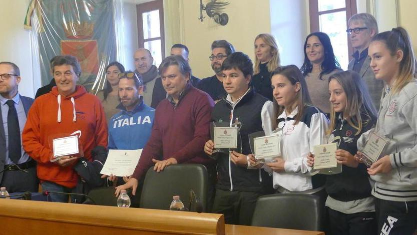 Lorenzo, Ludovica, Giulia e Costanza I Leoni d’Argento