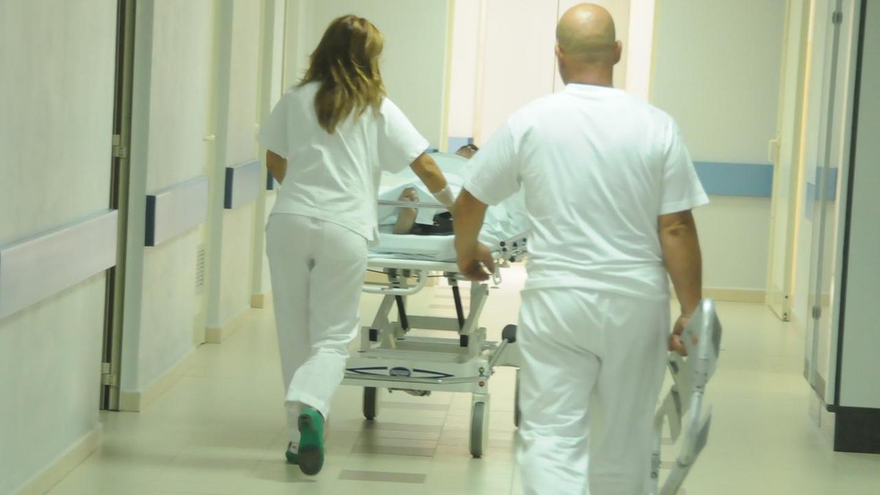 Olbia, pochi infermieri in Medicina: sospese le ferie
