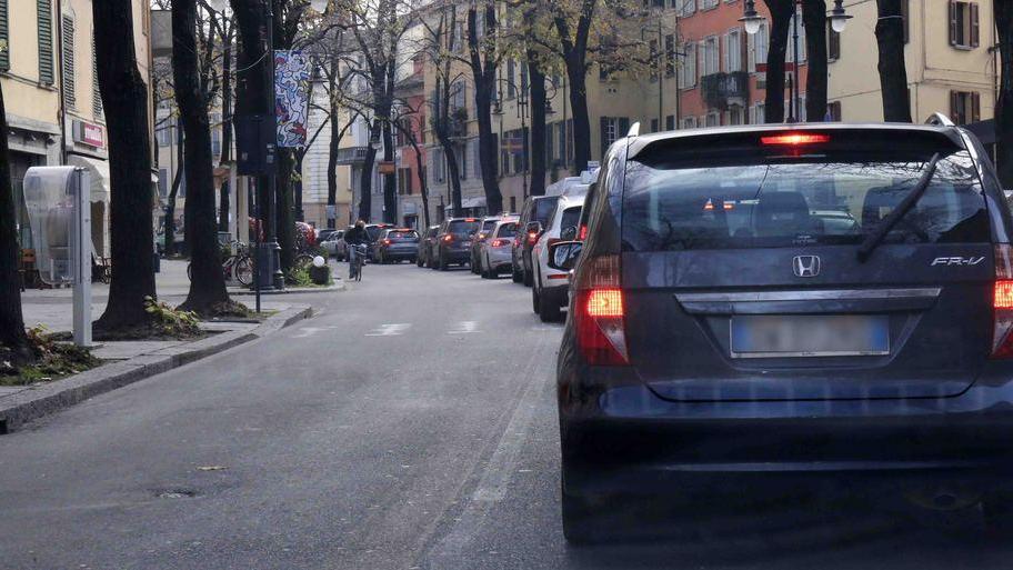 C’è il cantiere, tutti in coda