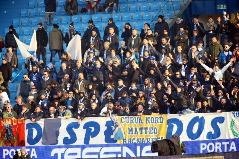 I tifosi dell'Empoli a Ferrara (foto agenzia LaPresse)