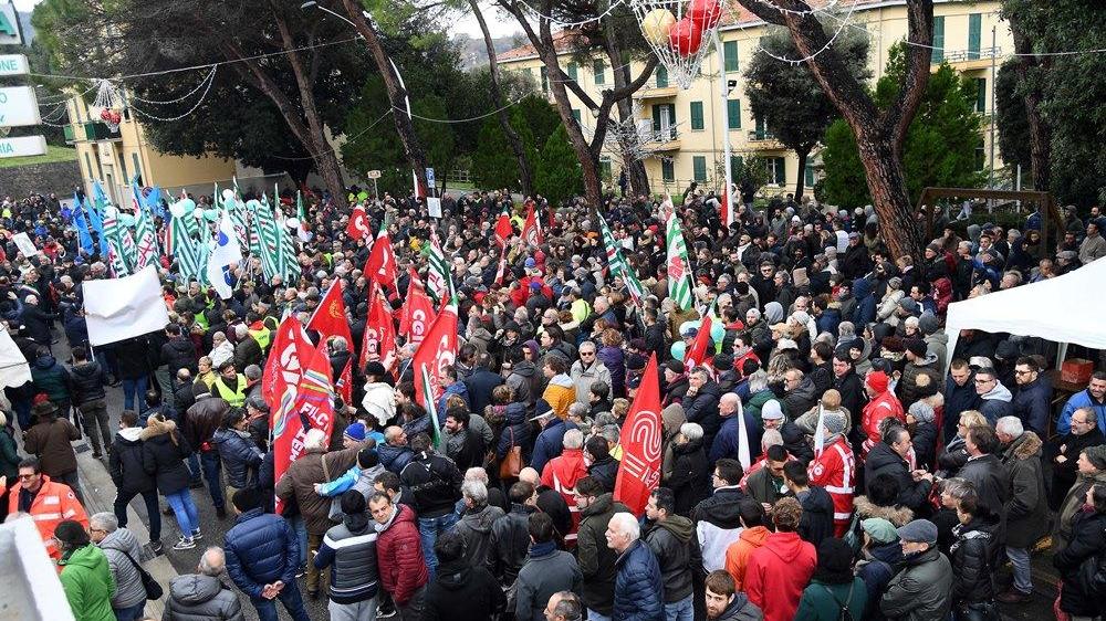 Un momento della manifestazione a Larderello per la geotermia