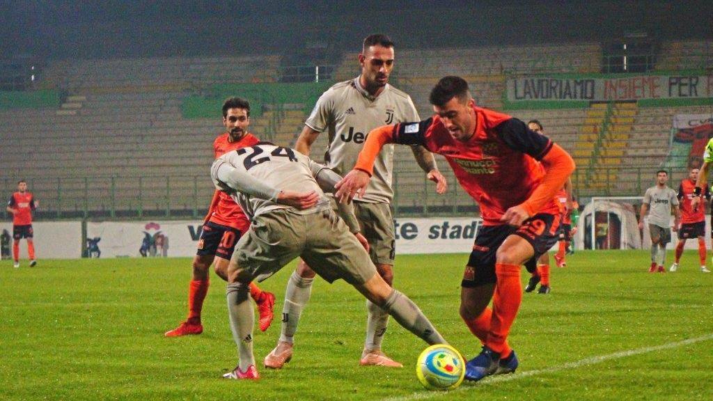 Picchi in azione contro la Juventus U 23 (Foto Gori)