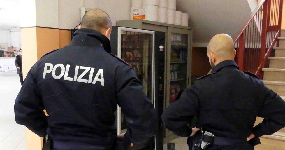 Scassinate le macchinette all'istituto Aleotti