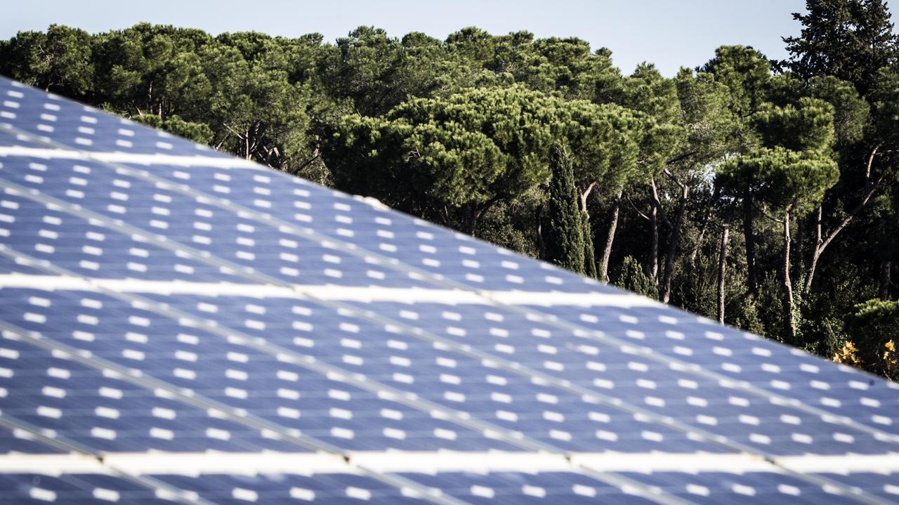 Fotovoltaico nel Sulcis: sei indagati per la maxitruffa
