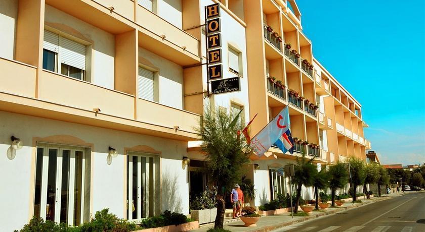 Alghero, l'hotel San Marco rischia di finire all'asta: la proprietà all'attacco