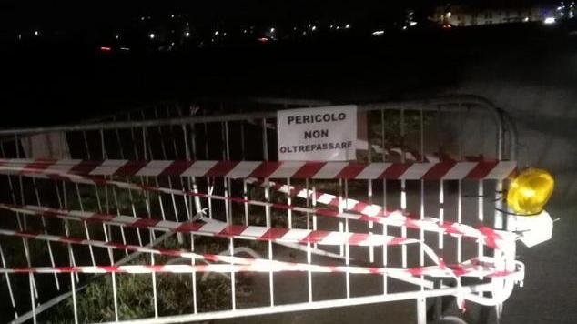 Allarme mina, strada chiusa