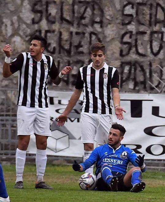«Non ce la facciamo più» Lo scoramento del Condor 