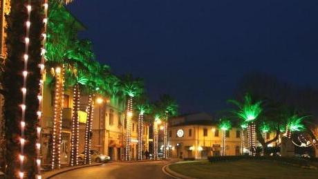 Vada illuminata a festa nelle altre frazioni luminaria l’8 dicembre
