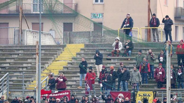 In 150 a fare il tifo ma finisce in contestazione