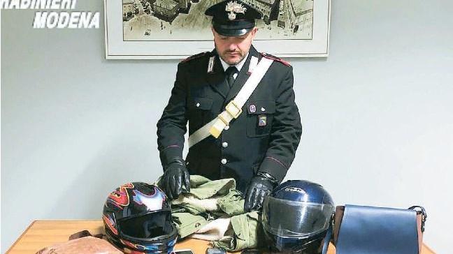 Carpi, picchiate con i caschi, i due restano in carcere