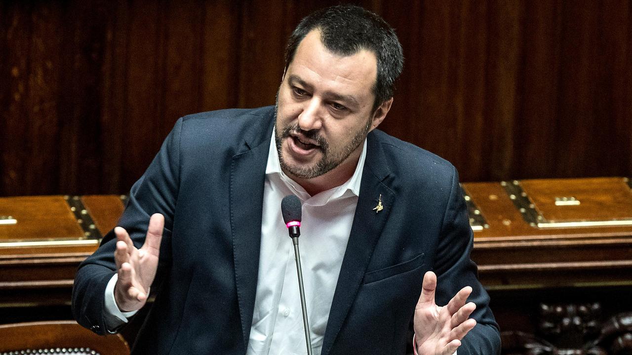Parrocchie lucchesi contro il decreto sicurezza. E la Lega si arrabbia