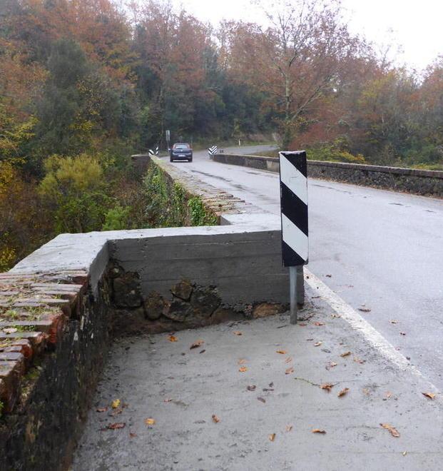 Lavori per errore sull’antico ponte del fiume Sterza 