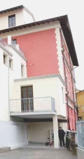 Un’altra veduta del palazzo del centro storico ristruturato