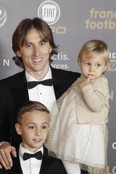 Il croato Modric conquista il Pallone d’oro a Parigi