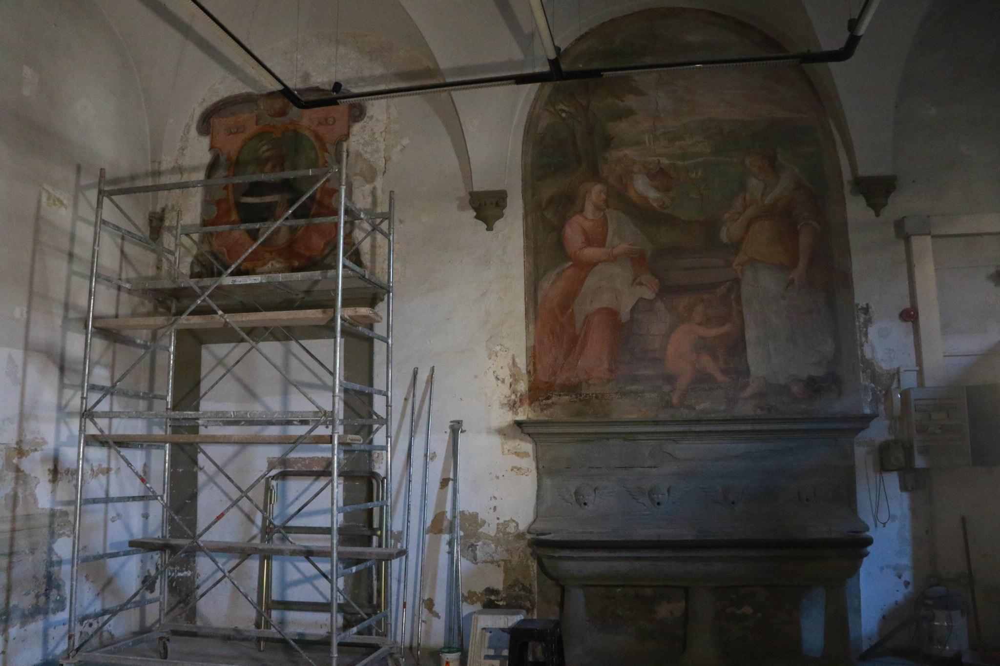 Uno degli affreschi scoperti all'Etruria (foto Sproviero/Batavia)