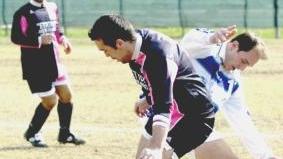 Un’accesa azione di gioco della sfida tra San Pancrazio e 4 Mori