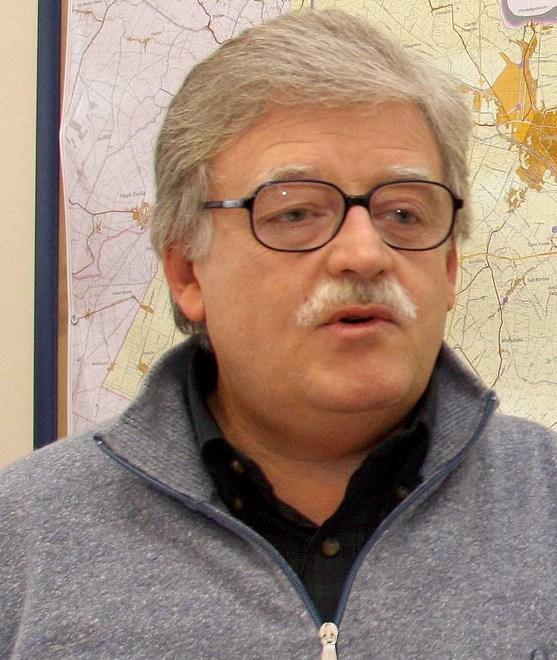 Roversi va in pensione Monti nuovo direttore