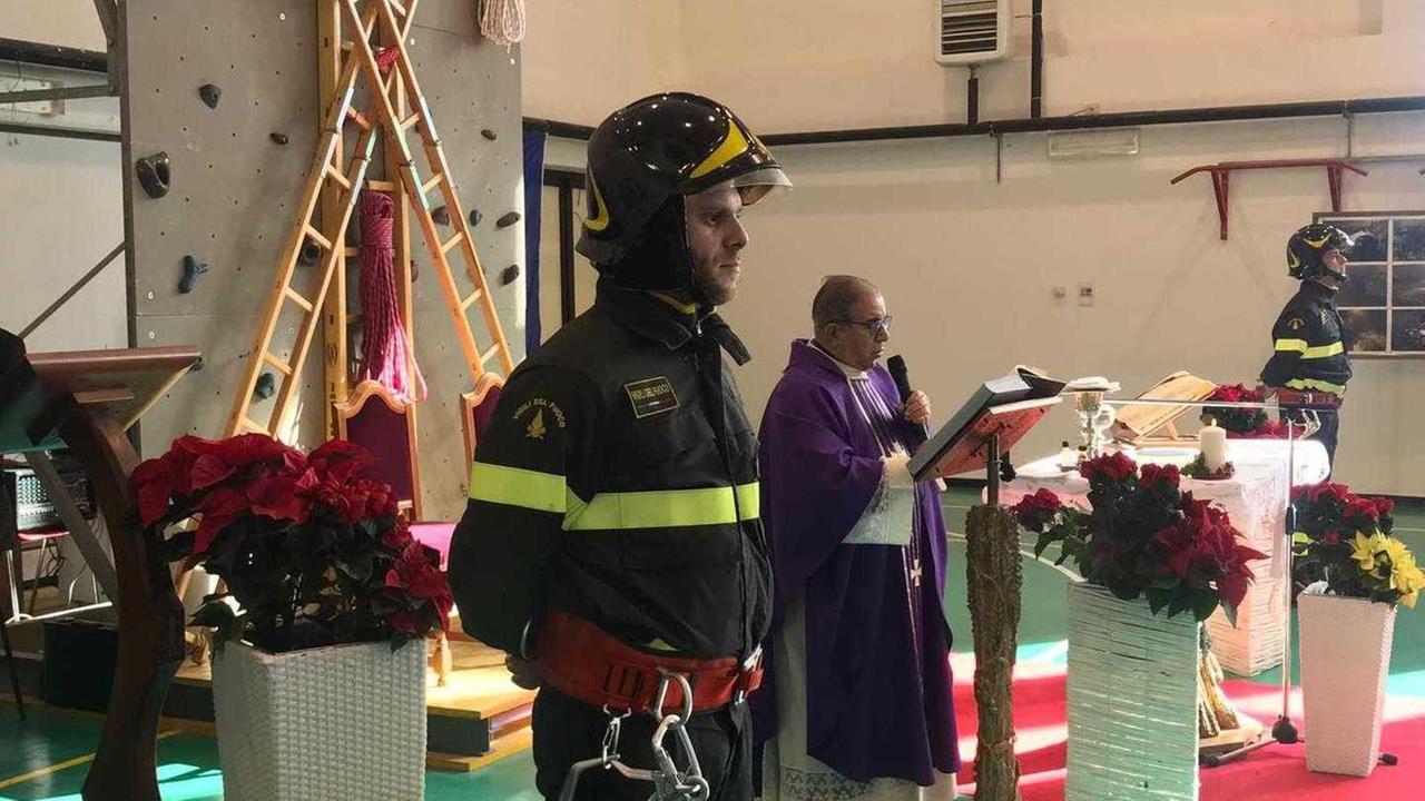 Premiato il giovane eroe silenzioso della tragedia di Oloè
