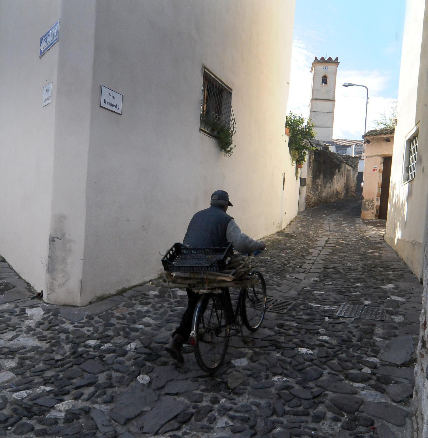 Turismo esperienziale: la rete dei borghi si riunisce a Galtellì 