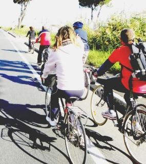 In bici da Livorno a Tirrenia: l’iniziativa è stata promossa dal Wwf