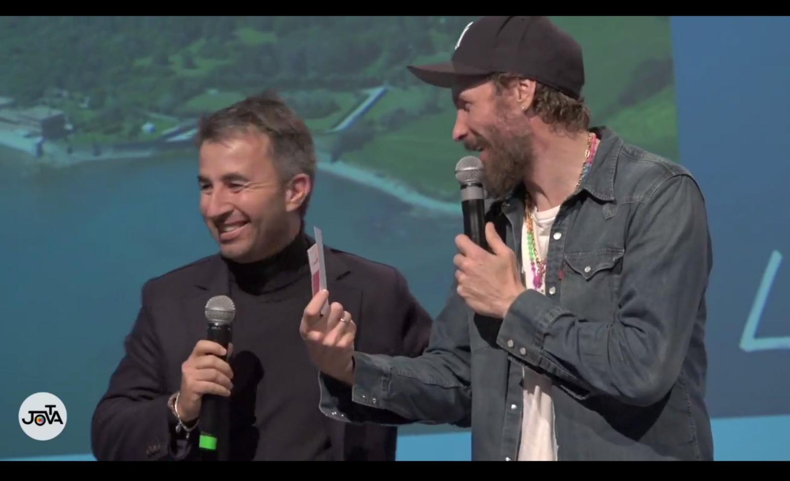 Jovanotti con Marco Balata assessore al Turismo di Olbia