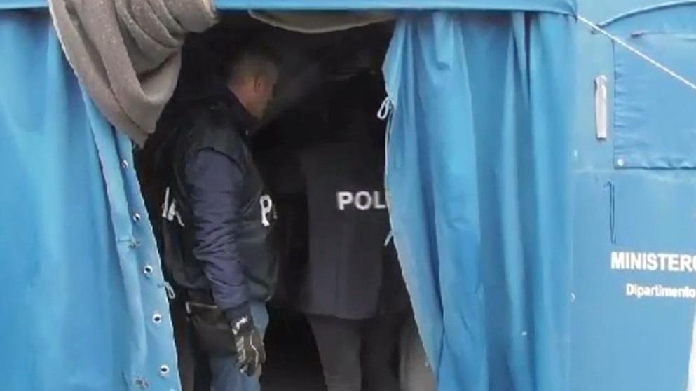 Spaccio di droga, blitz al centro di accoglienza: arrestati tre richiedenti asilo