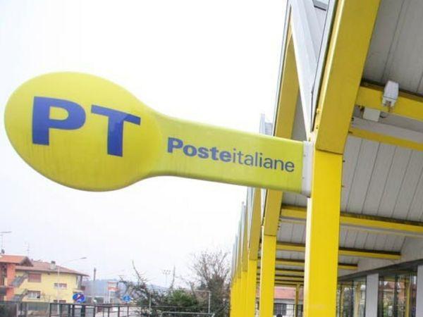 Scippa le donne alle Poste, 45enne finisce in carcere 